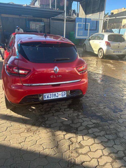 Renault Cilio 2015 Petrol Manual